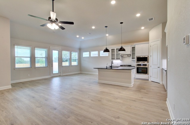 Image 4 of 22 For 1834 La Grande Jatte