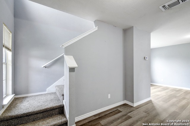 Image 17 of 30 For 8807 Shadow Wood Ln