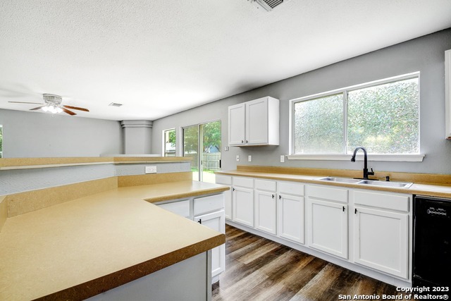 Image 8 of 30 For 8807 Shadow Wood Ln