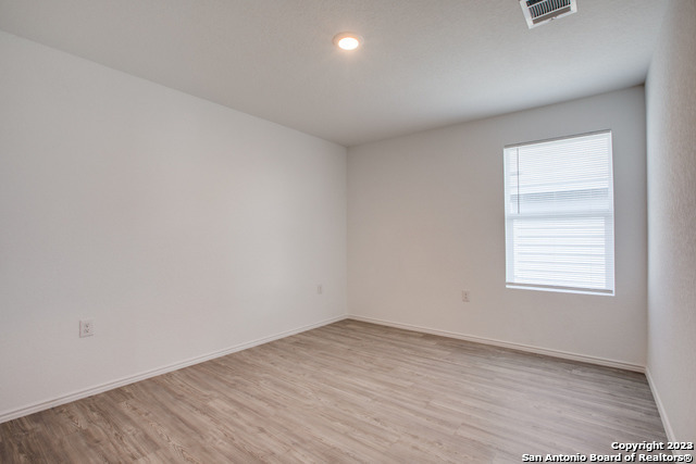 Listing photo id 6 for 12051 Still Pass