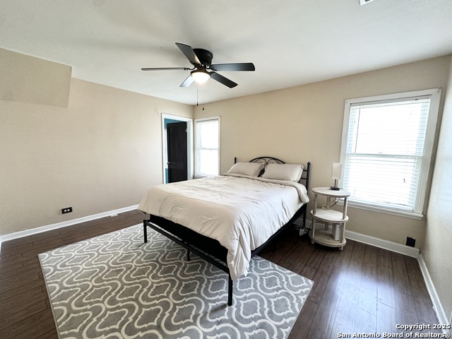 Listing photo id 8 for 1620 Kampmann