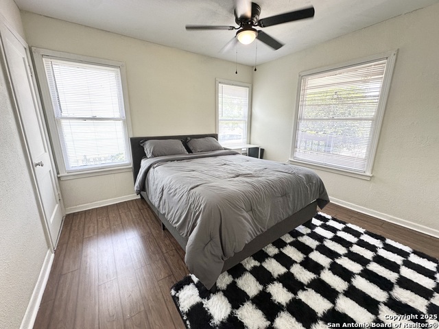 Listing photo id 9 for 1620 Kampmann