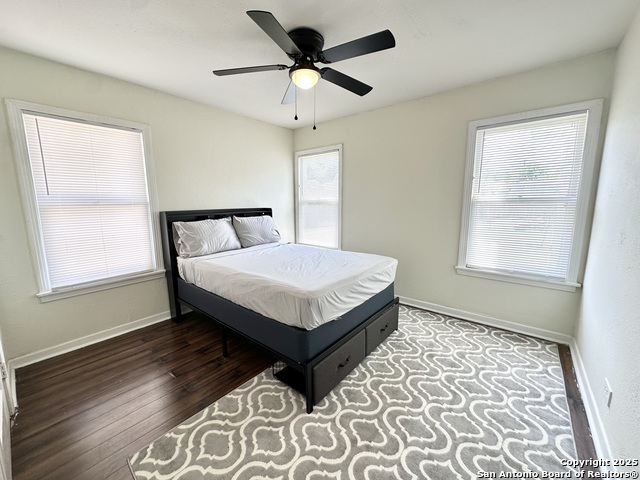 Listing photo id 15 for 1620 Kampmann