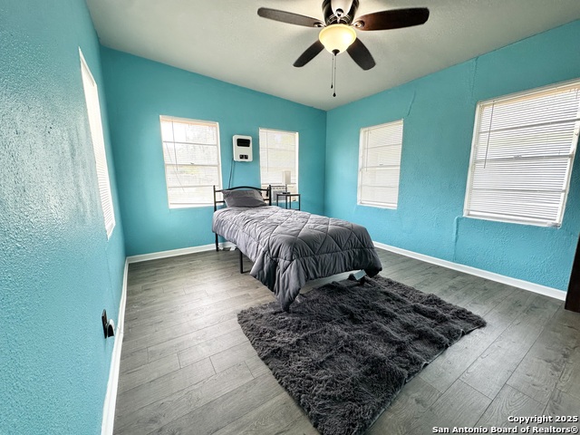 Listing photo id 17 for 1620 Kampmann