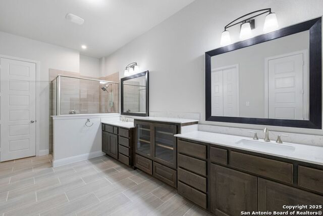 Listing photo id 8 for 11323 Cottage Grove