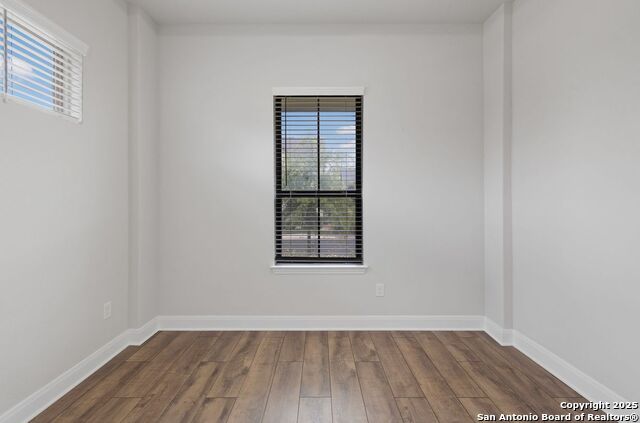 Listing photo id 13 for 11323 Cottage Grove