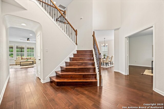 Image 4 of 25 For 1215 Andover Bay
