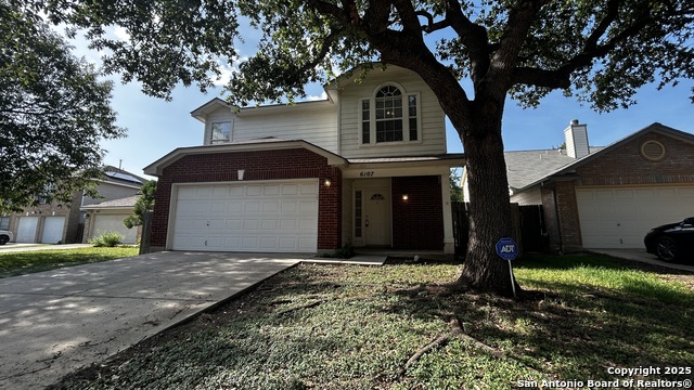 Listing photo id 0 for 6107 Lakeview Ct