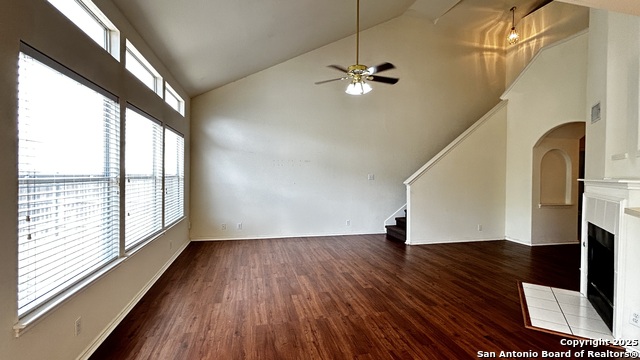 Listing photo id 6 for 6107 Lakeview Ct