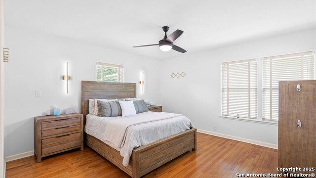 Listing photo id 22 for 303 Ridgehaven Pl