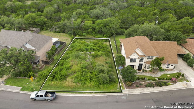 Listing photo id 0 for 7438 Moss Brook