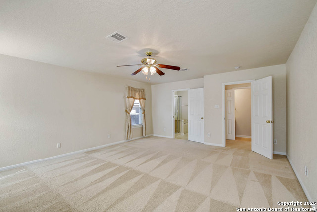 Listing photo id 15 for 184 Springtree