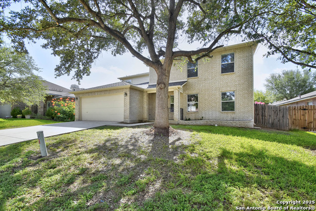 Listing photo id 0 for 184 Springtree