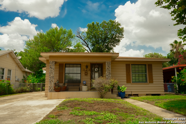 Details for 323 Pletz Dr, San Antonio, TX 78226
