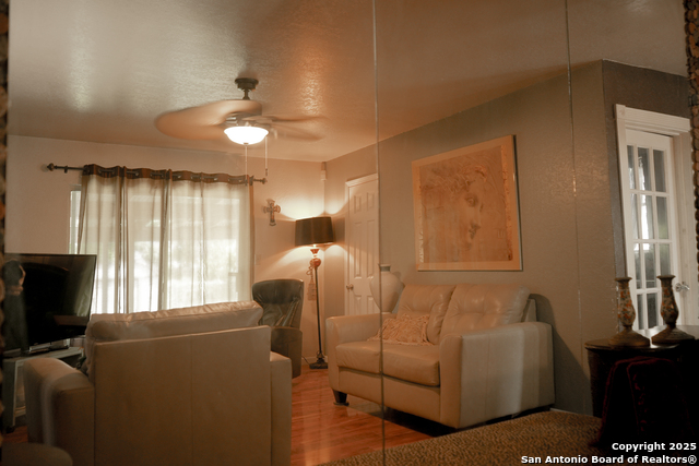 Image 19 of 29 For 323 Pletz Dr