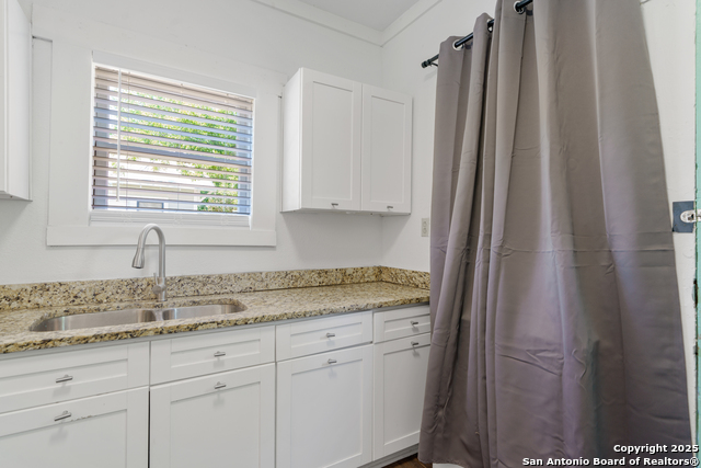 Image 18 of 31 For 1614 Palmetto Ave N