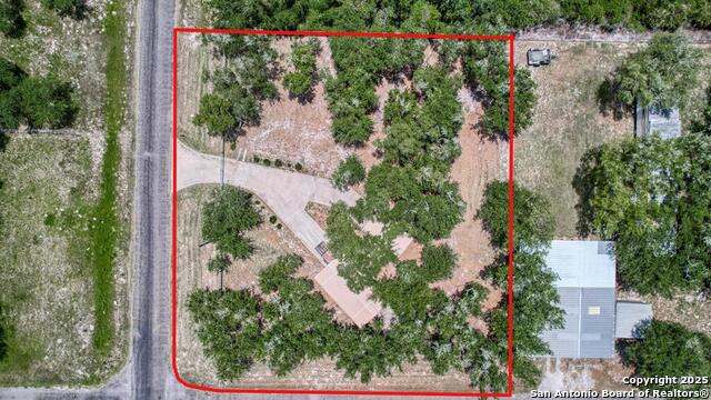 Image 7 of 14 For 527 Traylor N