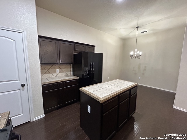 Image 14 of 29 For 692 Creekside