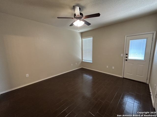 Image 16 of 29 For 692 Creekside