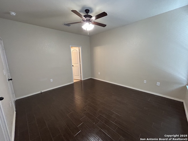 Image 19 of 29 For 692 Creekside