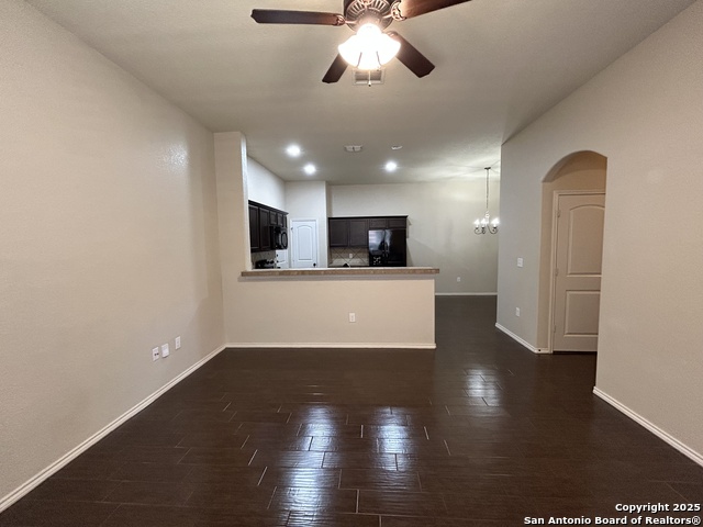 Image 3 of 29 For 692 Creekside