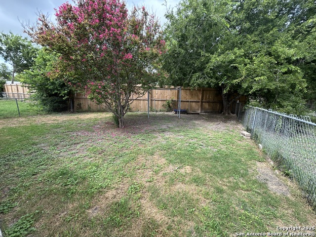 Image 26 of 28 For 1324 Mesquite S