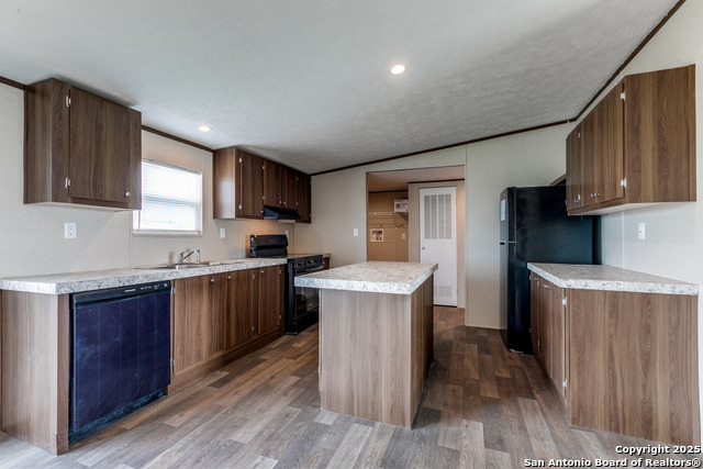 Listing photo id 4 for 88 Sanctuary
