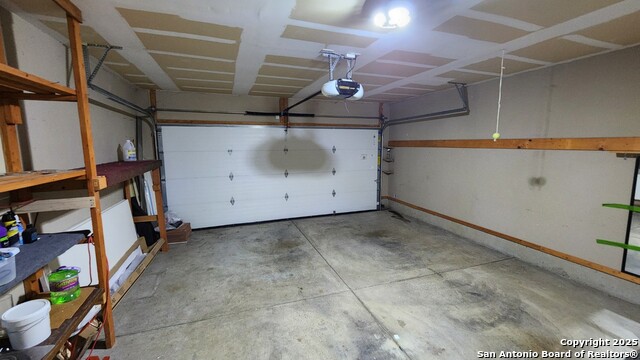 Listing photo id 13 for 310 Butternut