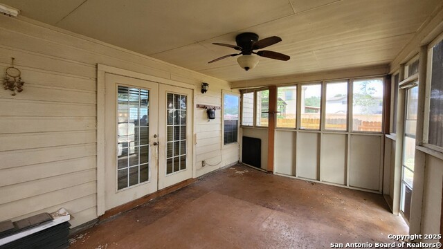Listing photo id 29 for 310 Butternut