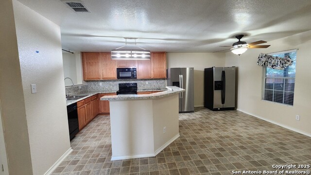 Listing photo id 3 for 310 Butternut