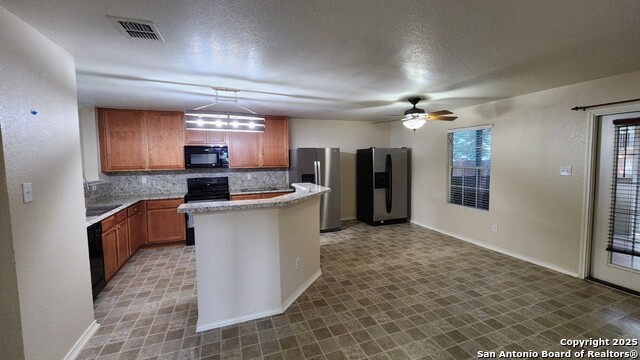 Listing photo id 5 for 310 Butternut
