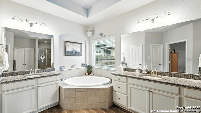 Image 14 of 29 For 323 Limestone