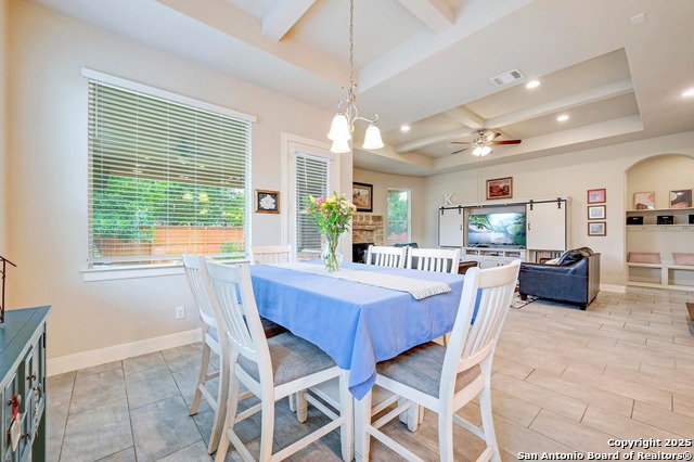 Listing photo id 11 for 1923 Gibraltar Dr