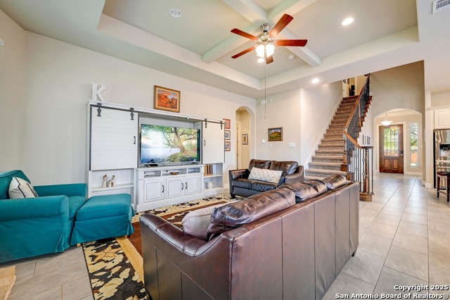 Listing photo id 15 for 1923 Gibraltar Dr