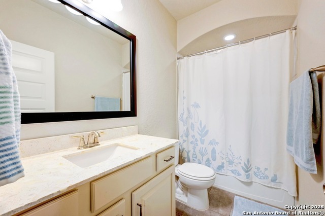 Listing photo id 29 for 1923 Gibraltar Dr