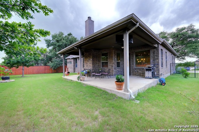 Listing photo id 32 for 1923 Gibraltar Dr