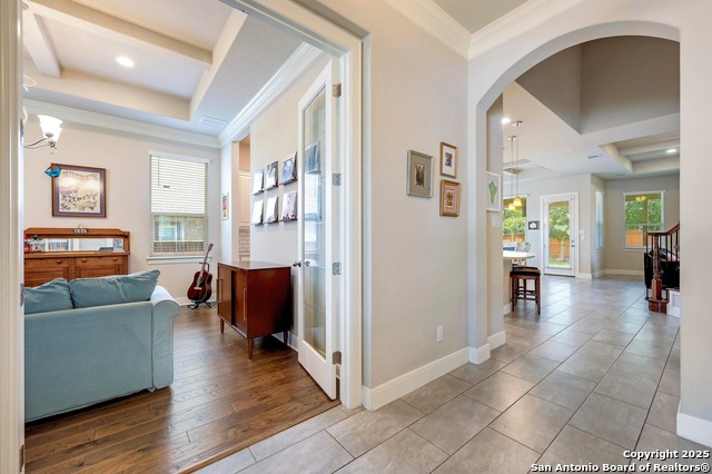 Listing photo id 6 for 1923 Gibraltar Dr