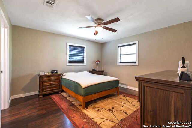 Image 11 of 25 For 461 Rust Ranch Rd
