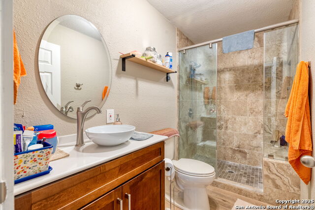 Image 12 of 25 For 461 Rust Ranch Rd