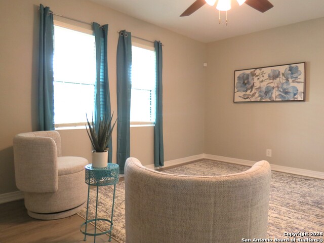 Listing photo id 0 for 550 Como