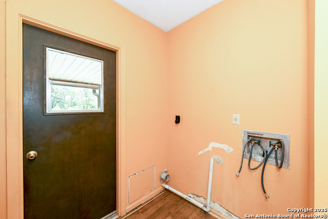 Image 32 of 40 For 4989 Fm 1863