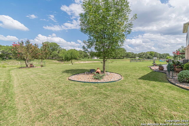 Image 87 of 87 For 8411 Monument Oak
