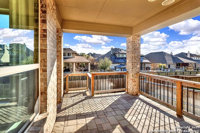 Image 39 of 42 For 28726 Front Gate