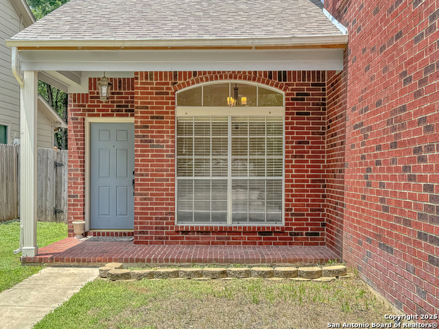 Listing photo id 0 for 7 Lockspring