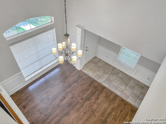 Listing photo id 6 for 7 Lockspring