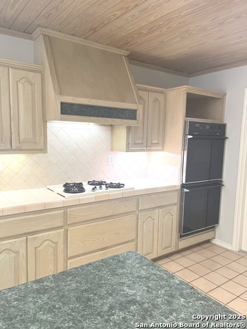 Image 11 of 28 For 2807 Bee Cave St