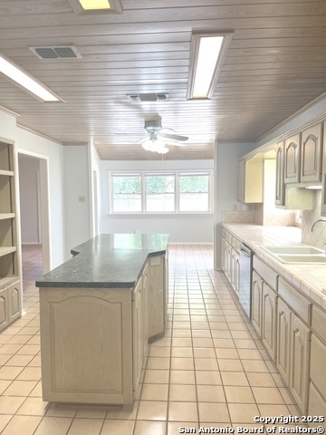 Image 12 of 28 For 2807 Bee Cave St