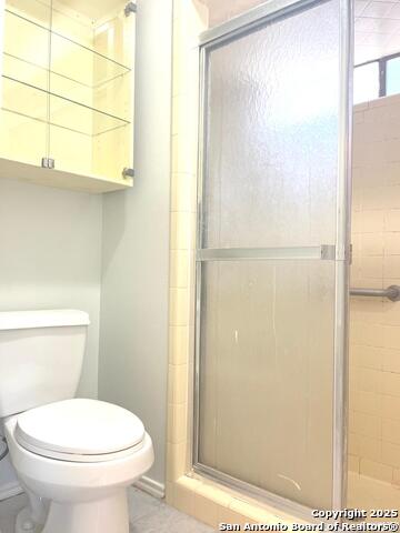 Image 20 of 28 For 2807 Bee Cave St