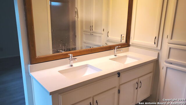 Image 21 of 28 For 2807 Bee Cave St