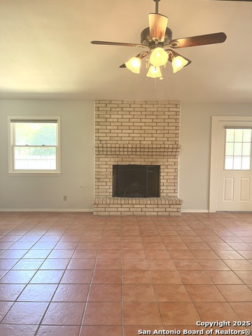 Image 7 of 28 For 2807 Bee Cave St